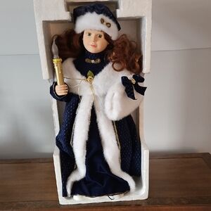 Elegant Blue and White mechanical Porcelain Doll